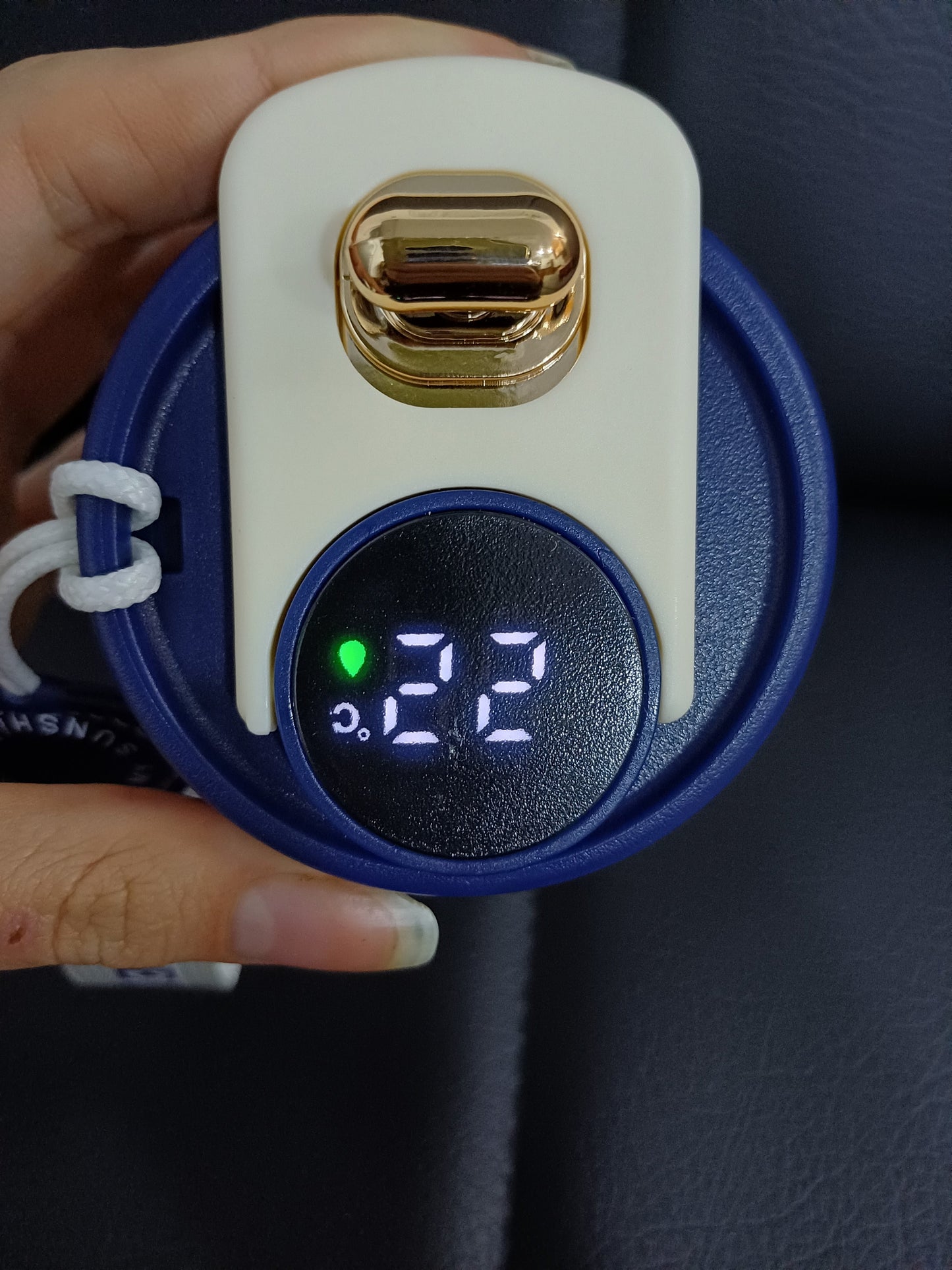 Termo de café inteligente con pantalla LED